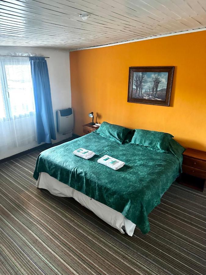ホテル Amancay Hostal Patagonico エル・カラファテ エクステリア 写真