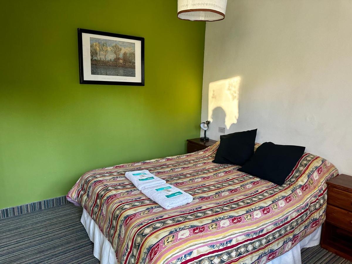 ホテル Amancay Hostal Patagonico エル・カラファテ エクステリア 写真