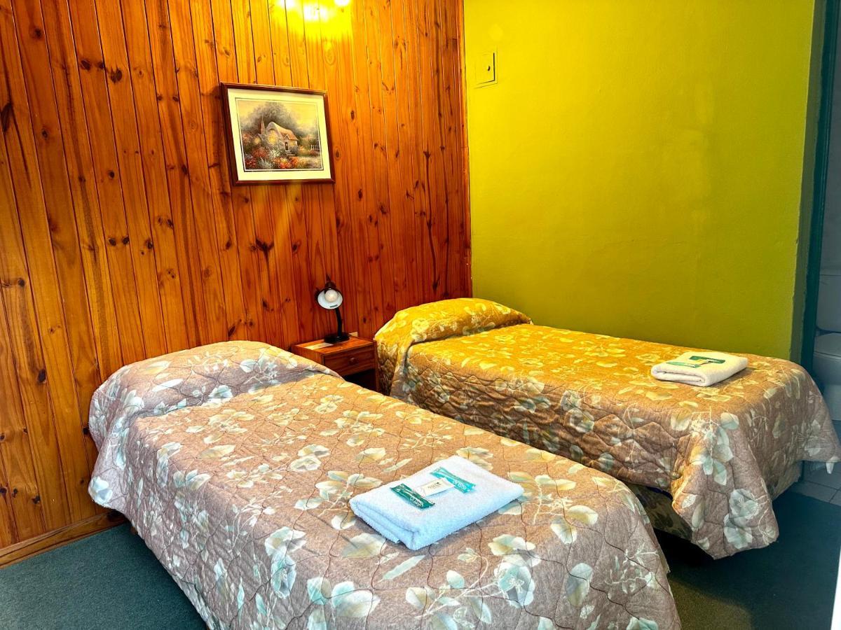 ホテル Amancay Hostal Patagonico エル・カラファテ エクステリア 写真