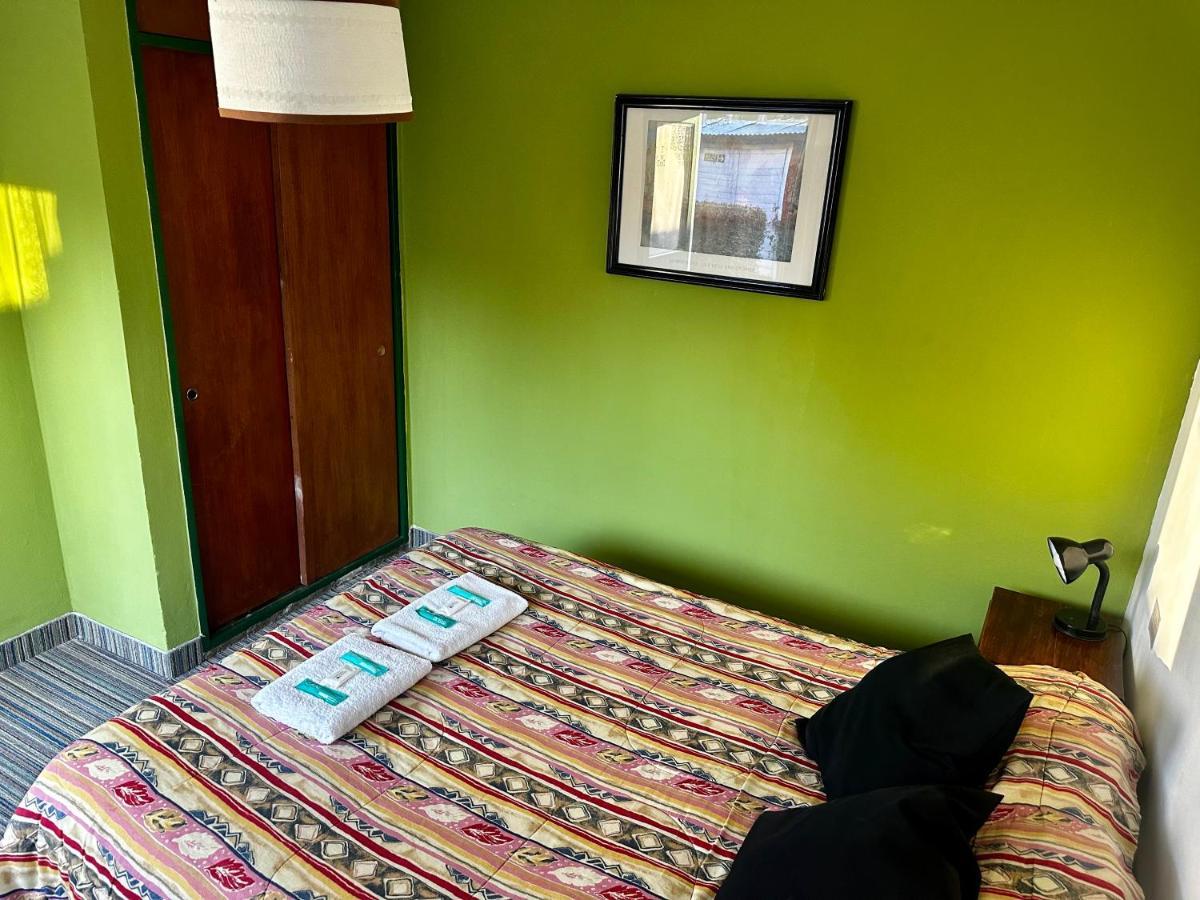 ホテル Amancay Hostal Patagonico エル・カラファテ エクステリア 写真